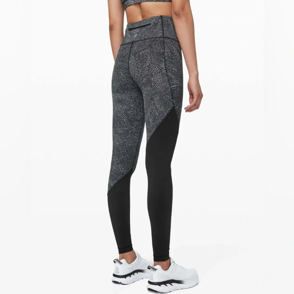 Lululemon Speed‎ Wunder Tight *Asym Free Spirit Ice Grey Black/Black Size 6